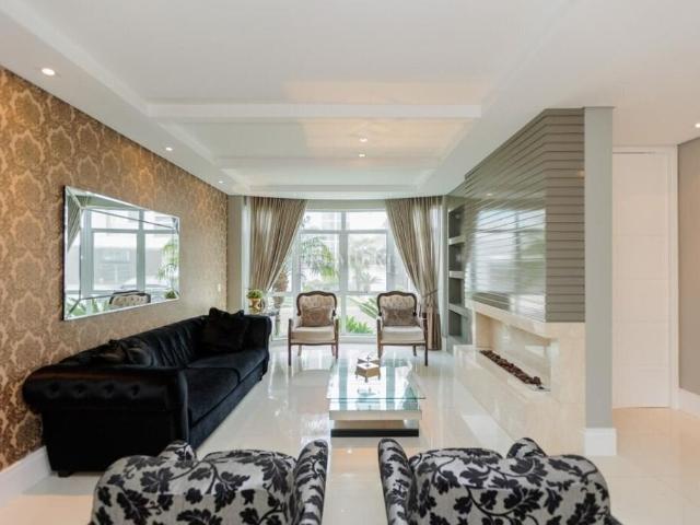 Casa / Sobrado para Locação em Curitiba/PR Uberaba 3 Quartos