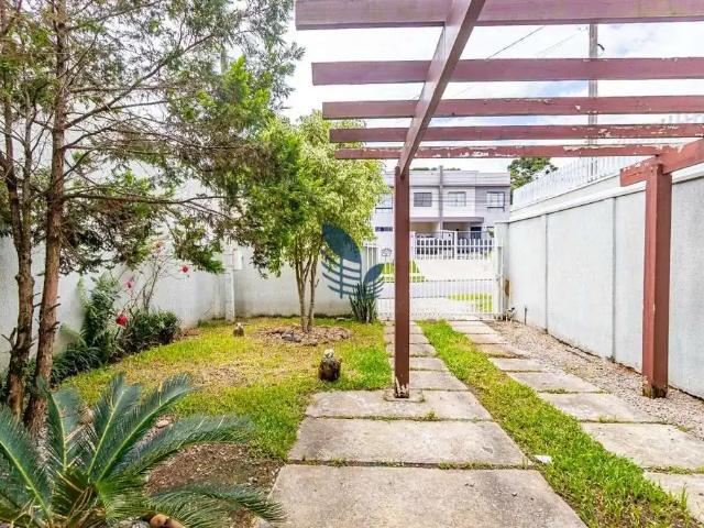 Casa / Sobrado para Locação em Curitiba/PR Umbará 3 Quartos