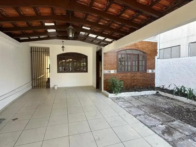 Casa / Sobrado para Locação em Curitiba/PR Umbará 4 Quartos