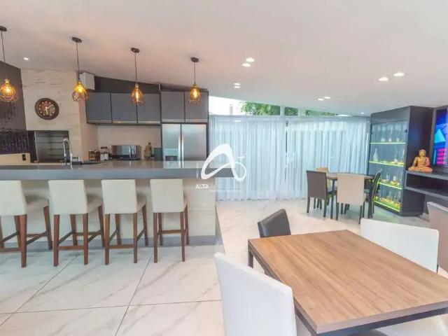 Casa / Sobrado para Locação em Curitiba/PR Umbará 4 Quartos