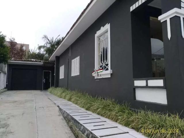 Casa / Sobrado para Locação em Curitiba/PR Vila Izabel