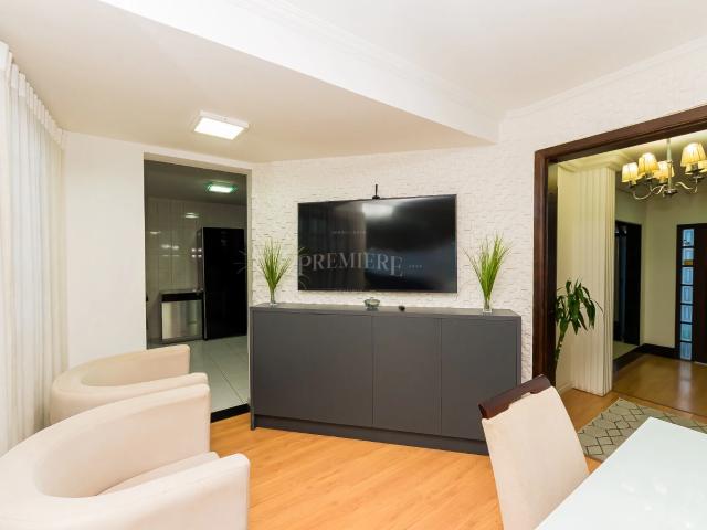 Casa / Sobrado para Locação em Curitiba/PR Vista Alegre 3 Quartos