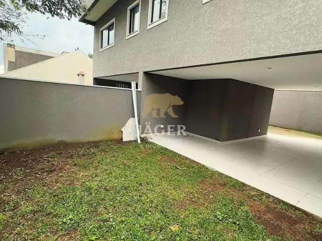 Casa / Sobrado para Locação em Curitiba/PR Vista Alegre 3 Quartos