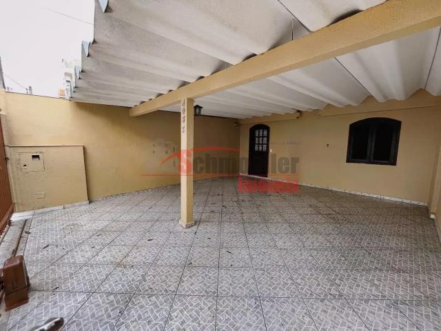Casa / Sobrado para Locação em Curitiba/PR Xaxim 3 Quartos