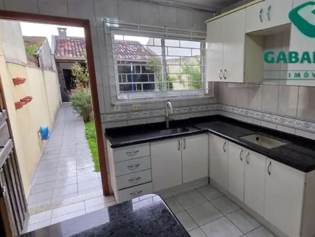 Casa / Sobrado para Locação em Curitiba/PR Xaxim 3 Quartos
