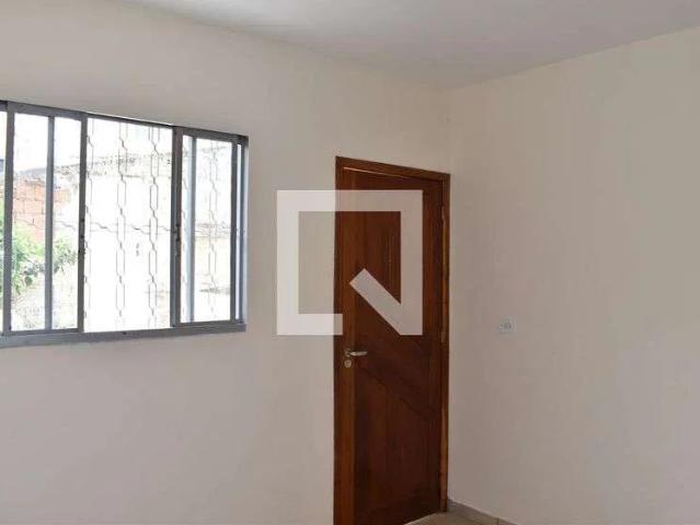 Casa / Sobrado para Locação em Curitiba/PR Abranches 2 Quartos