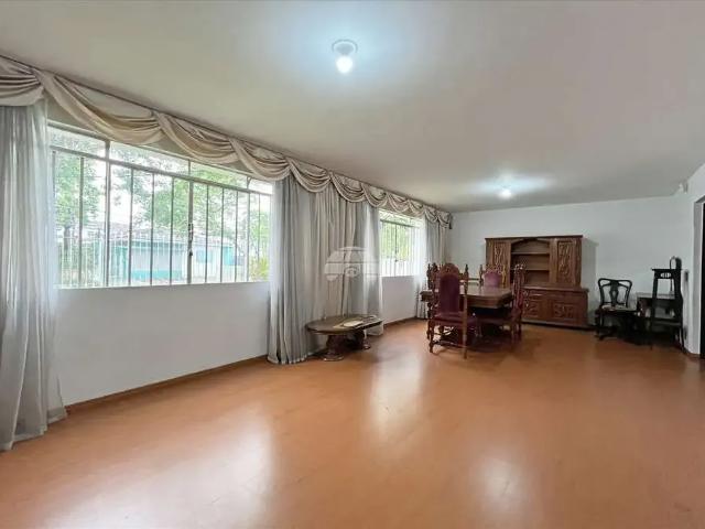 Casa / Sobrado para Locação em Curitiba/PR Água Verde 4 Quartos