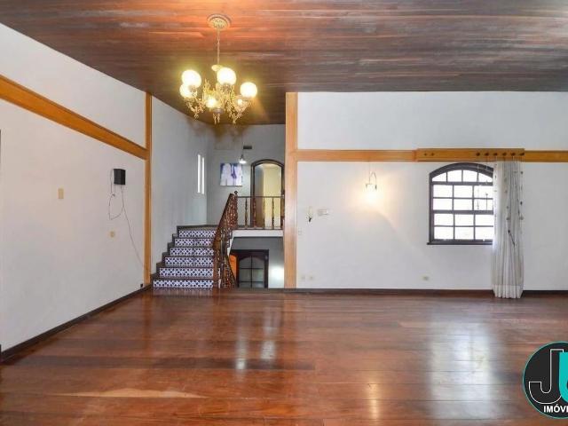 Casa / Sobrado para Locação em Curitiba/PR Água Verde 4 Quartos