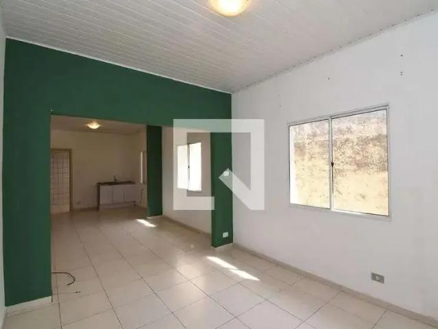Casa / Sobrado para Locação em Curitiba/PR Ahú 3 Quartos