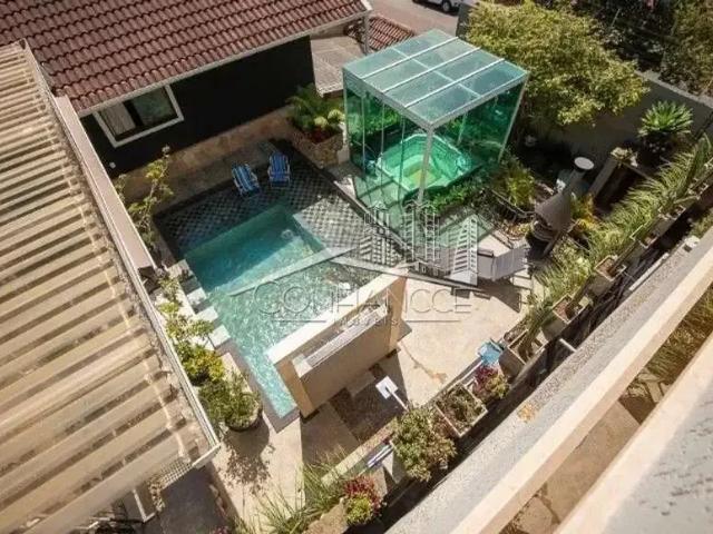 Casa / Sobrado para Locação em Curitiba/PR Alto Boqueirão 6 Quartos