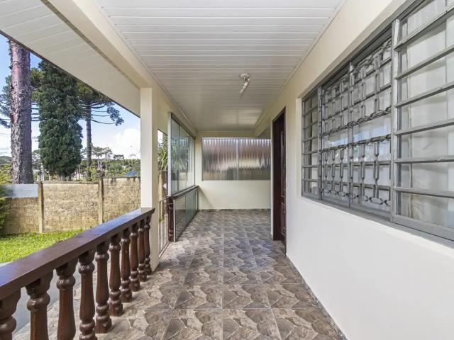 Casa / Sobrado para Locação em Curitiba/PR Alto Boqueirão 2 Quartos