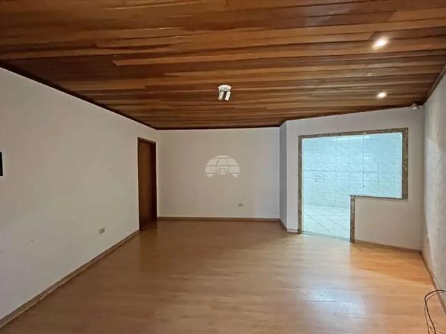 Casa / Sobrado para Locação em Curitiba/PR Alto Boqueirão 2 Quartos
