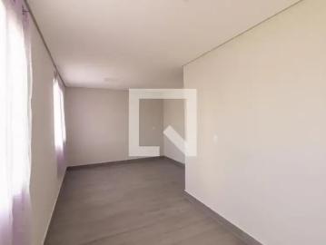 Casa / Sobrado para Locação em Curitiba/PR Alto Boqueirão 2 Quartos