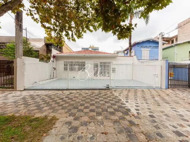 Casa / Sobrado para Locação em Curitiba/PR Alto da Glória