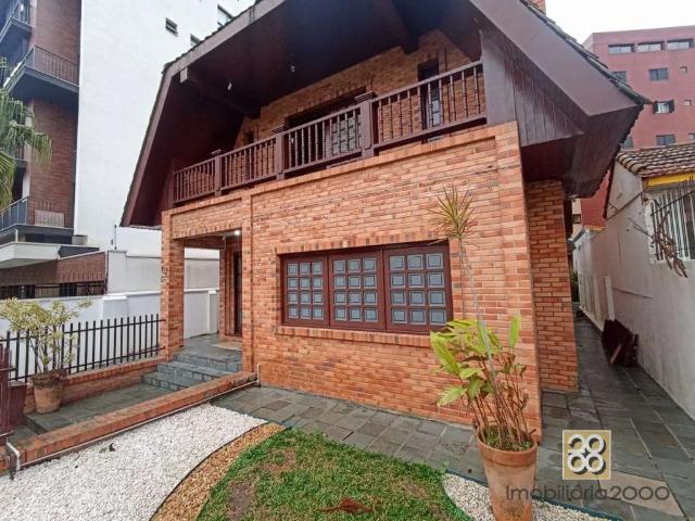 Casa / Sobrado para Locação em Curitiba/PR Alto da Glória 4 Quartos