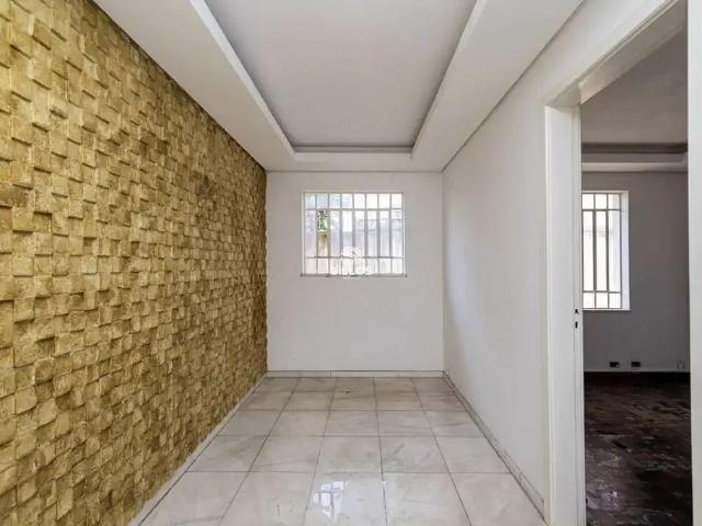 Casa / Sobrado para Locação em Curitiba/PR Alto da Rua XV 5 Quartos