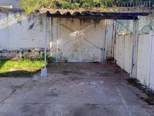 Casa / Sobrado para Locação em Curitiba/PR Bacacheri
