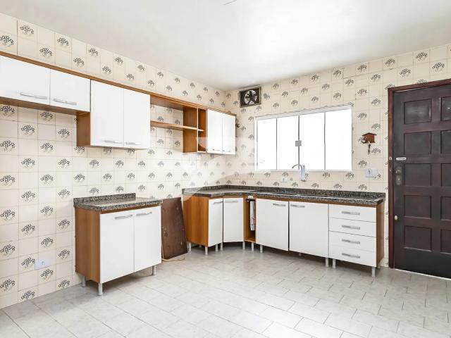 Casa / Sobrado para Locação em Curitiba/PR Bairro Alto 4 Quartos