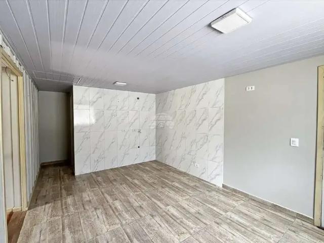 Casa / Sobrado para Locação em Curitiba/PR Bairro Alto 2 Quartos