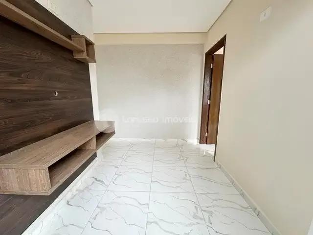 Casa / Sobrado para Locação em Curitiba/PR Bairro Alto 2 Quartos