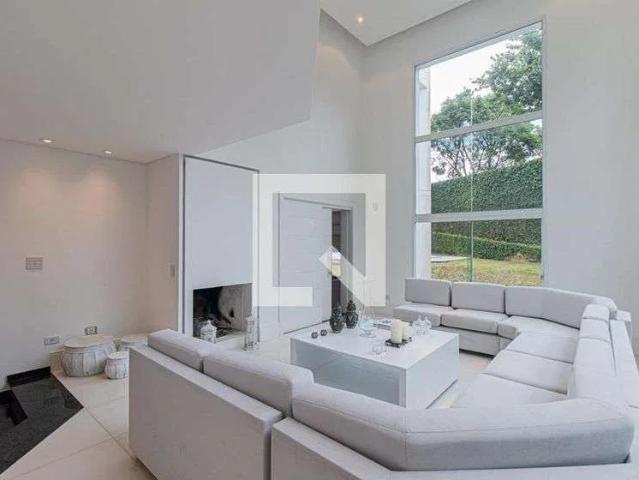 Casa / Sobrado para Locação em Curitiba/PR Barreirinha 3 Quartos