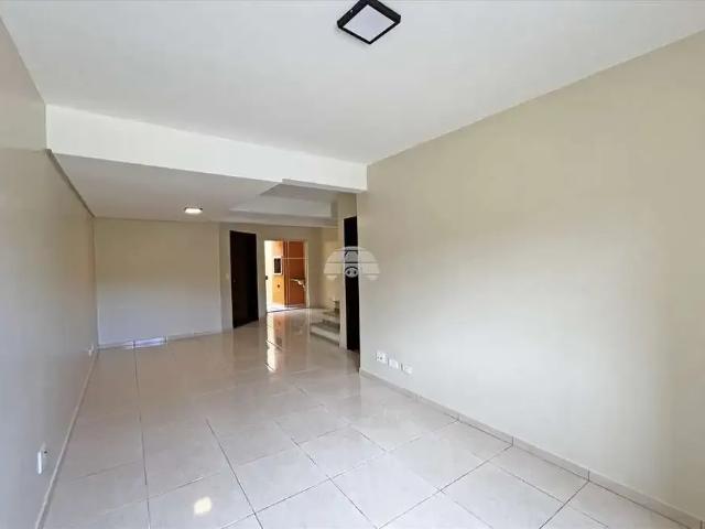 Casa / Sobrado para Locação em Curitiba/PR Barreirinha 3 Quartos