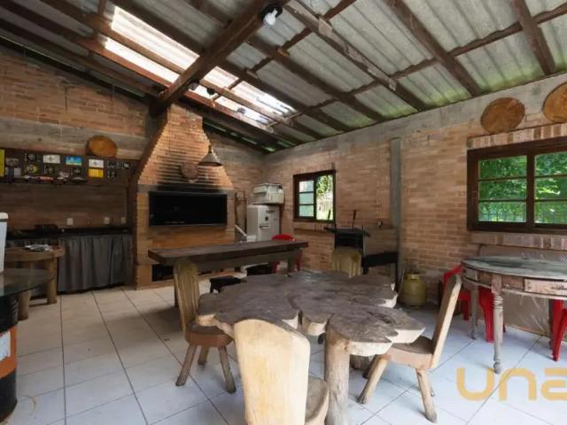 Casa / Sobrado para Locação em Curitiba/PR Barreirinha 3 Quartos
