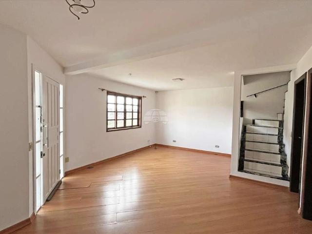 Casa / Sobrado para Locação em Curitiba/PR Barreirinha 3 Quartos