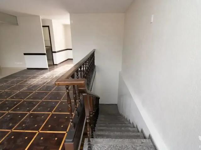 Casa / Sobrado para Locação em Curitiba/PR Bigorrilho 3 Quartos