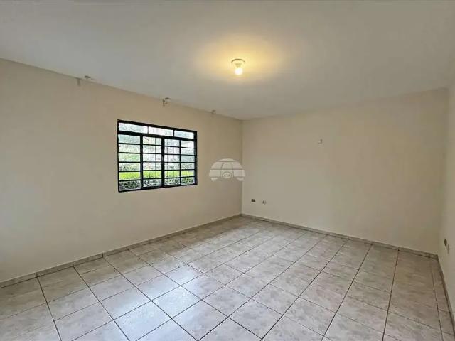 Casa / Sobrado para Locação em Curitiba/PR Boa Vista 3 Quartos
