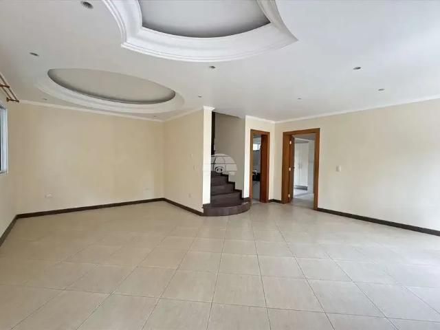 Casa / Sobrado para Locação em Curitiba/PR Boa Vista 4 Quartos