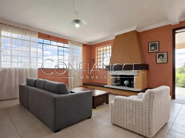 Casa / Sobrado para Locação em Curitiba/PR Boa Vista 5 Quartos