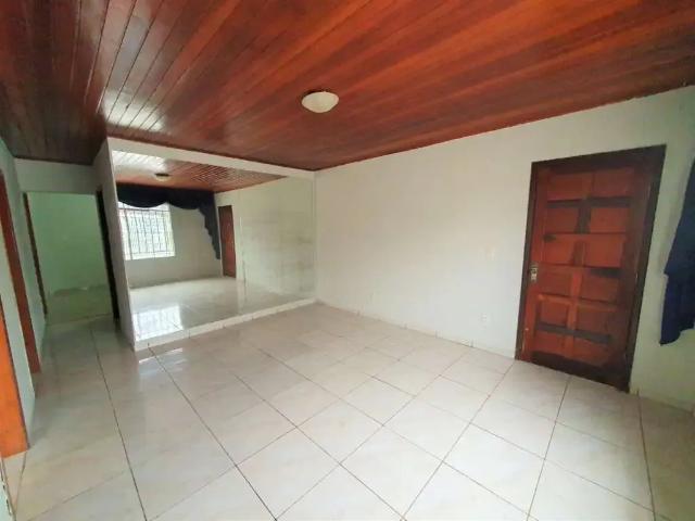 Casa / Sobrado para Locação em Curitiba/PR Boqueirão 3 Quartos