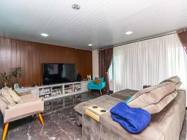Casa / Sobrado para Locação em Curitiba/PR Boqueirão 3 Quartos