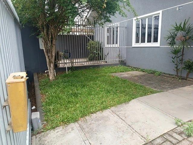 Casa / Sobrado para Locação em Curitiba/PR Boqueirão 3 Quartos