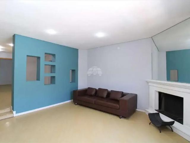 Casa / Sobrado para Locação em Curitiba/PR Boqueirão 3 Quartos