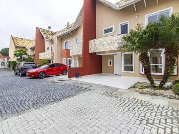 Casa / Sobrado para Locação em Curitiba/PR Boqueirão 3 Quartos