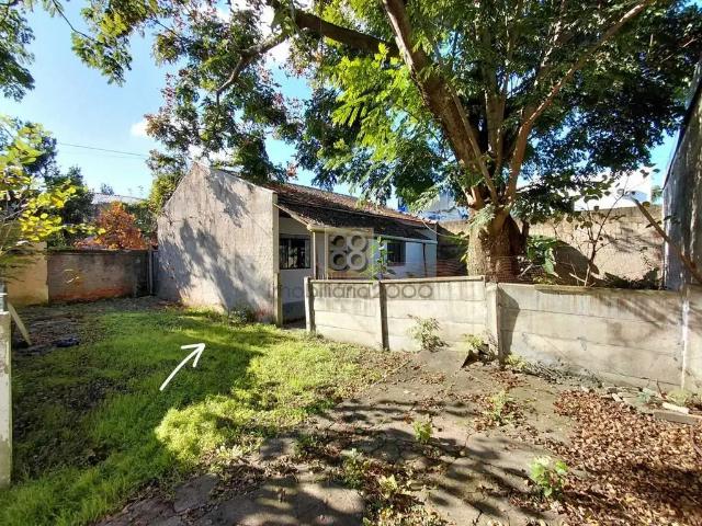 Casa / Sobrado para Locação em Curitiba/PR Boqueirão 2 Quartos