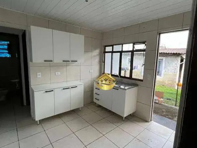 Casa / Sobrado para Locação em Curitiba/PR Boqueirão 2 Quartos