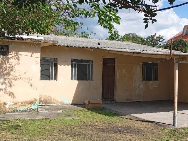 Casa / Sobrado para Locação em Curitiba/PR Boqueirão 2 Quartos