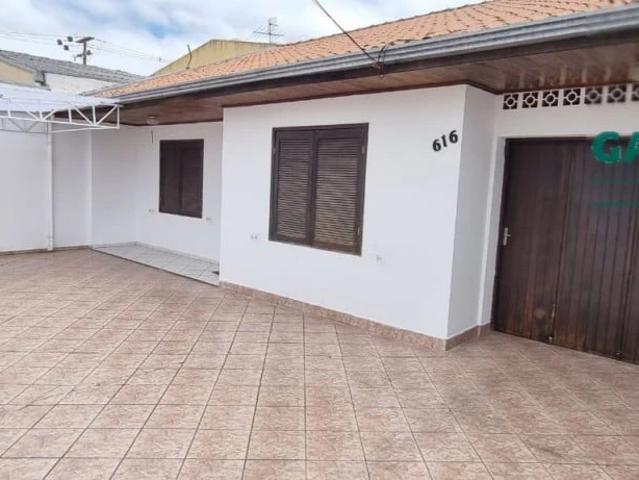 Casa / Sobrado para Locação em Curitiba/PR Boqueirão