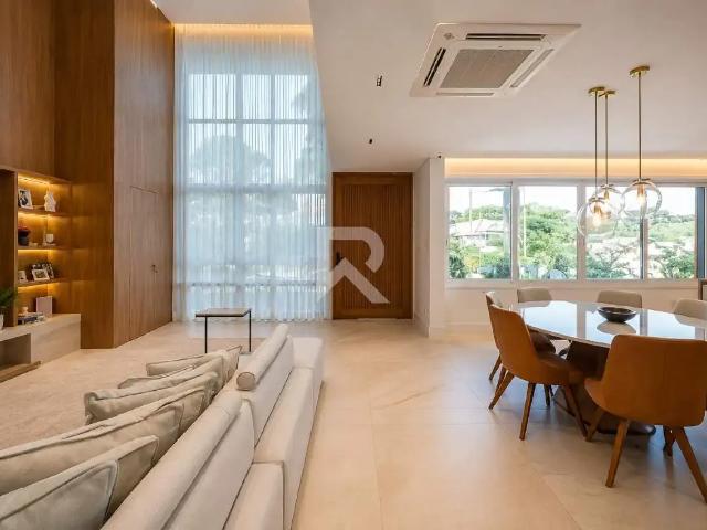 Casa / Sobrado para Locação em Curitiba/PR Campo Comprido 4 Quartos