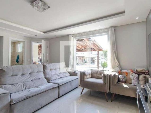 Casa / Sobrado para Locação em Curitiba/PR Campo Comprido 3 Quartos