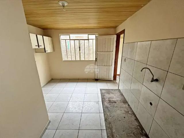 Casa / Sobrado para Locação em Curitiba/PR Campo de Santana 2 Quartos