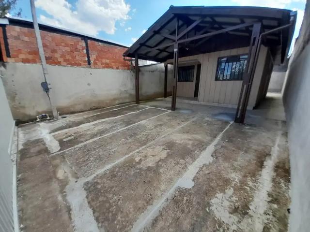 Casa / Sobrado para Locação em Curitiba/PR Campo de Santana 2 Quartos