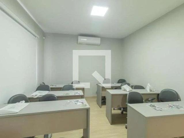 Casa / Sobrado para Locação em Curitiba/PR Cabral 3 Quartos