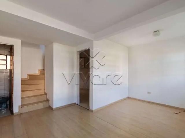 Casa / Sobrado para Locação em Curitiba/PR Cajuru 3 Quartos