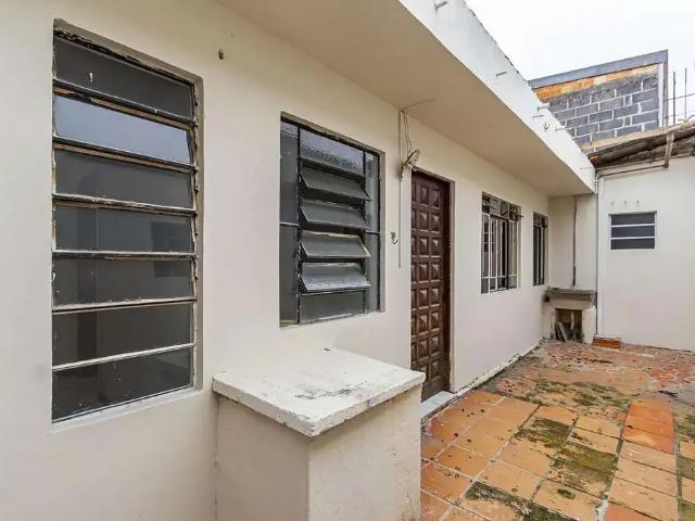 Casa / Sobrado para Locação em Curitiba/PR Cajuru 2 Quartos
