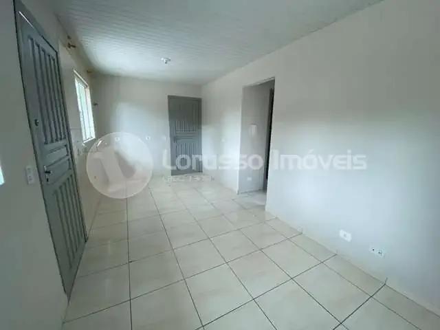 Casa / Sobrado para Locação em Curitiba/PR Cajuru 2 Quartos