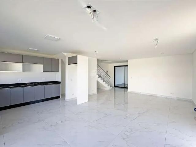 Casa / Sobrado para Locação em Curitiba/PR Capão da Imbuia 3 Quartos